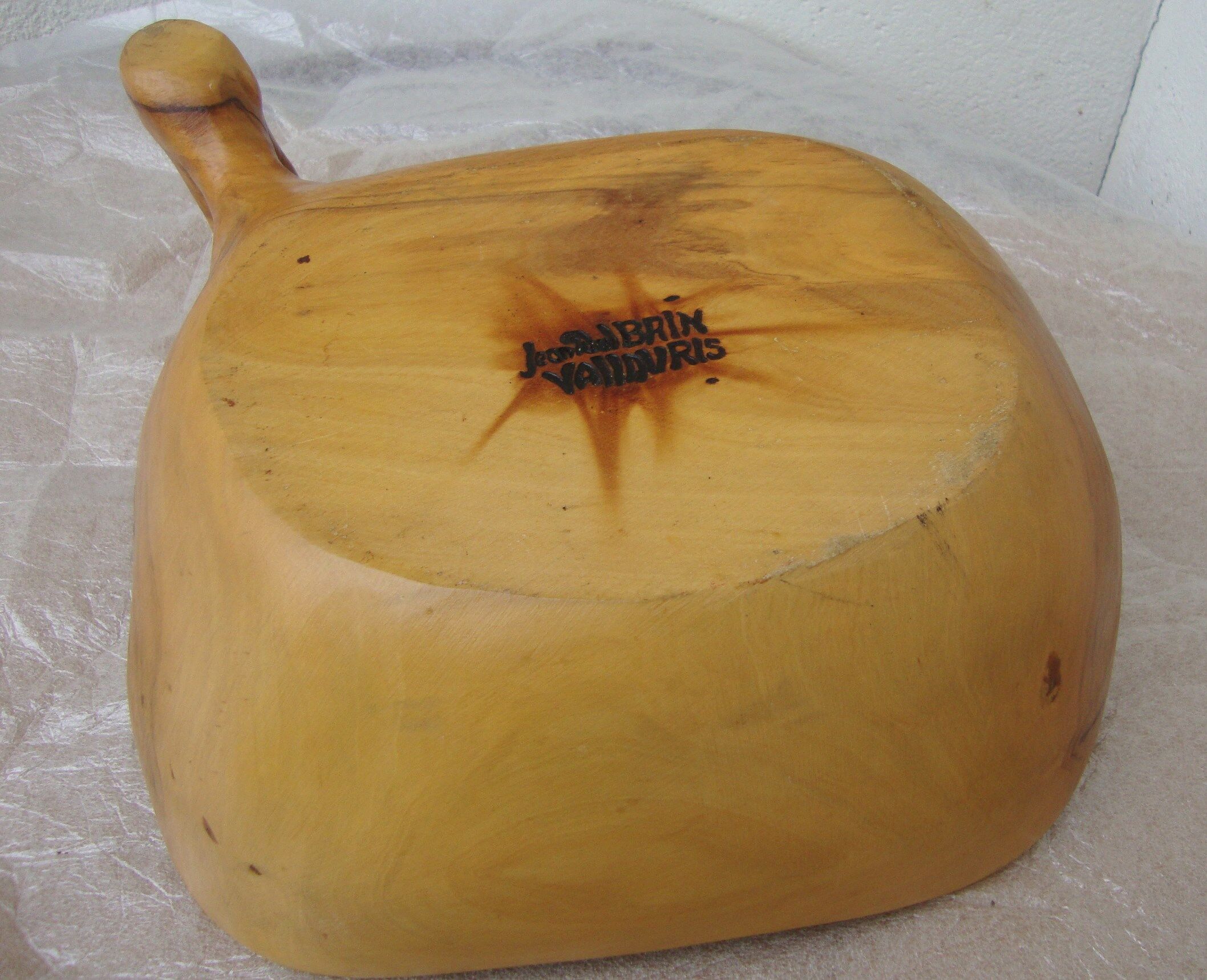 Olive wood fruit cup Marked Jean paul Brain Vallauris