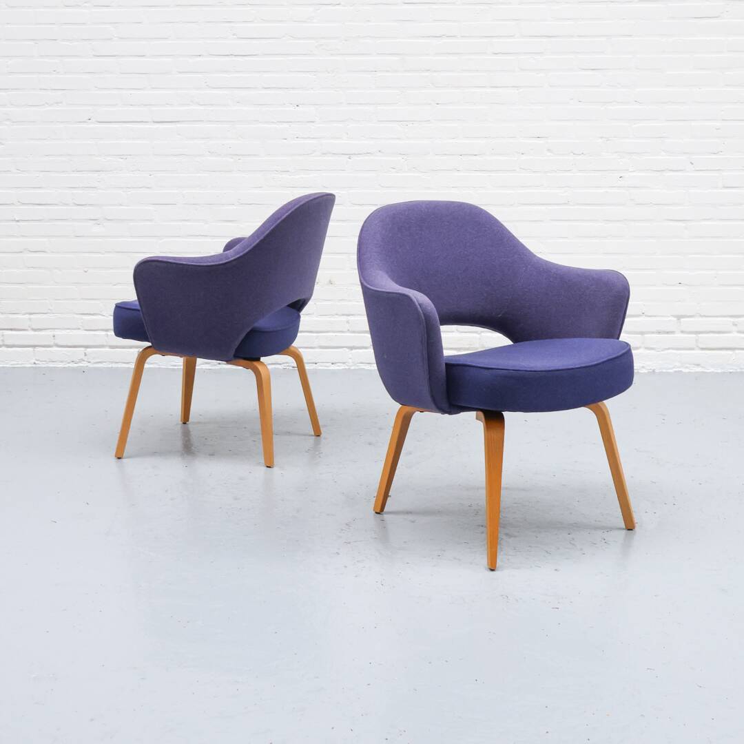 Knoll Conference Chair Eero Saarinen