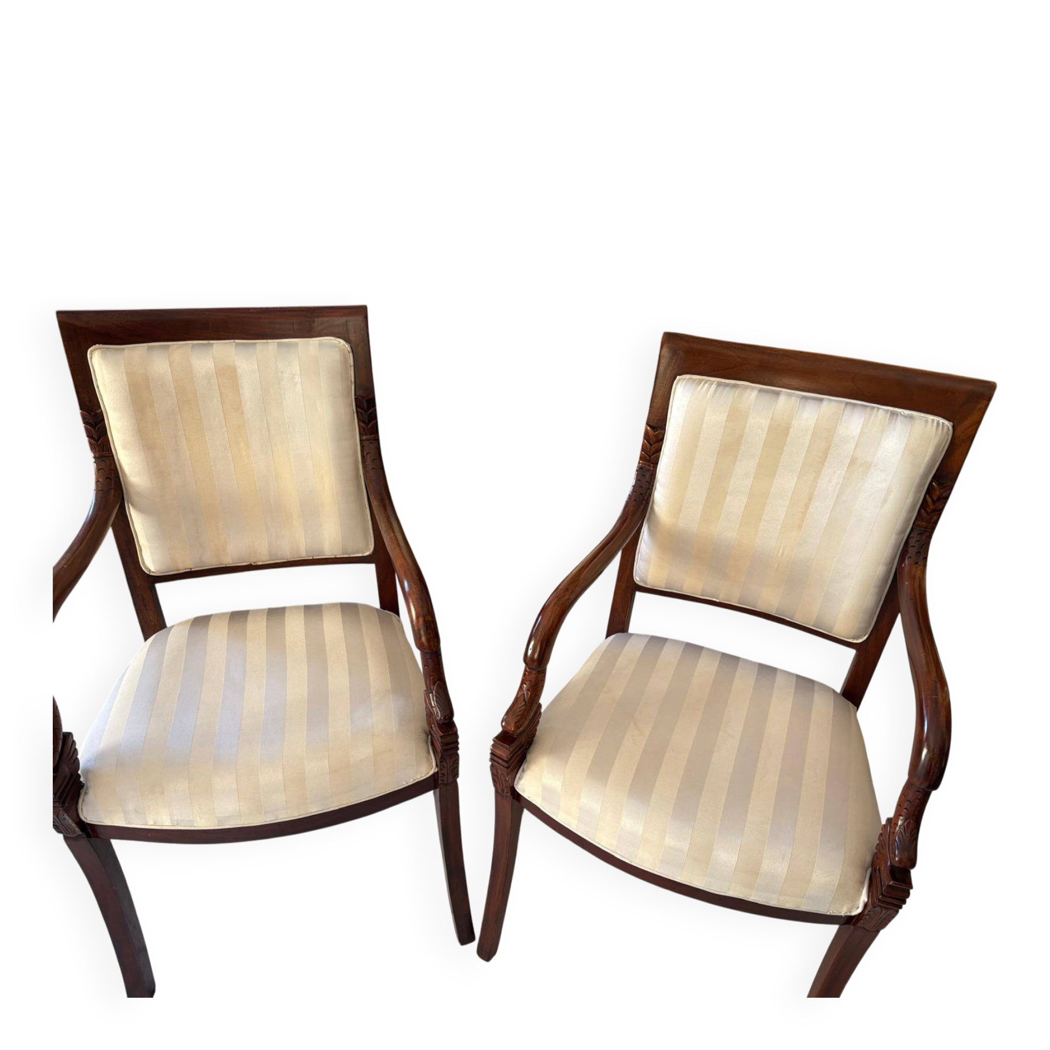 Paire de fauteuils sculptés style Empire – bois acajou