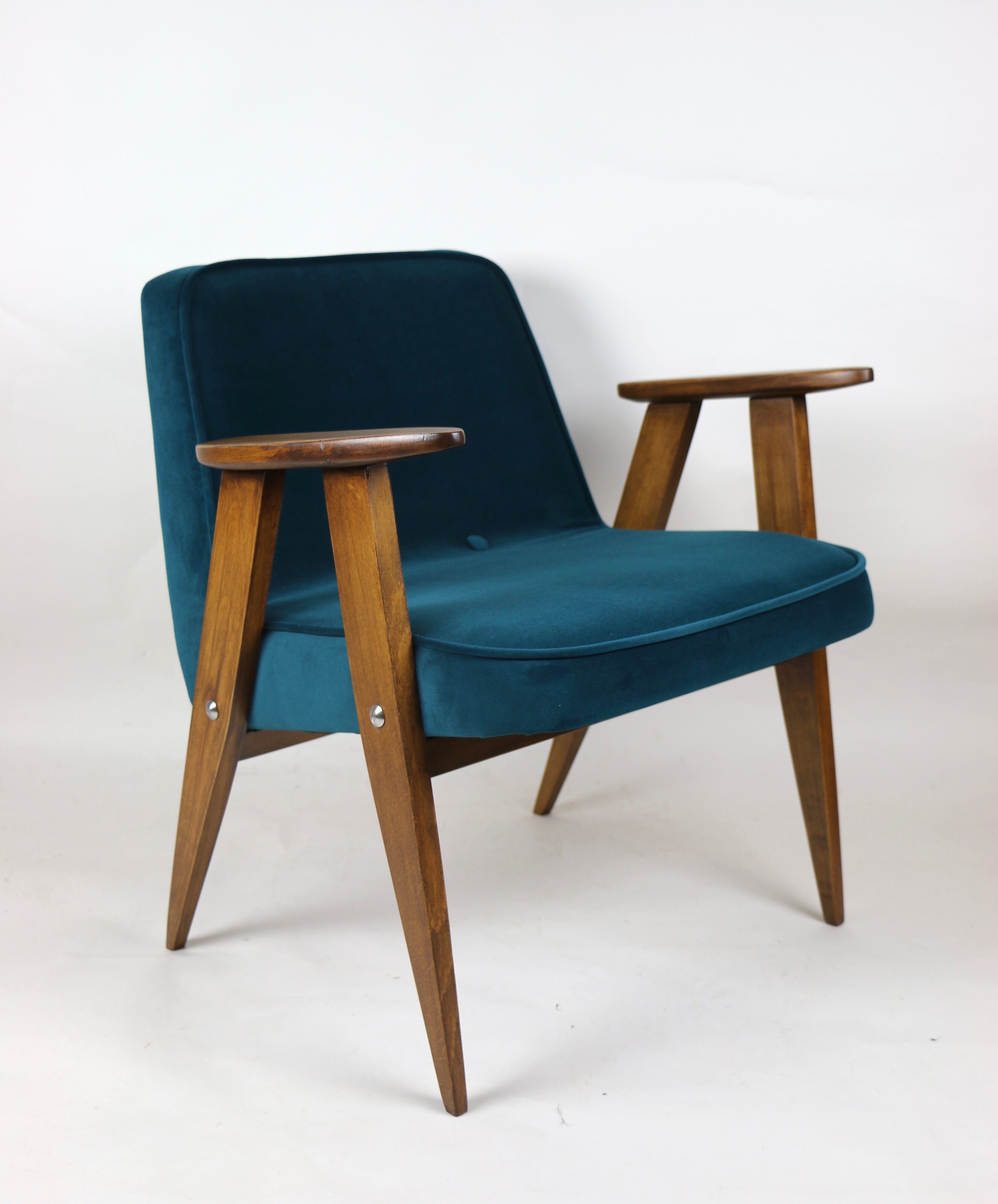 Fauteuil 366 vintage par Jozef Chierowski années 1970