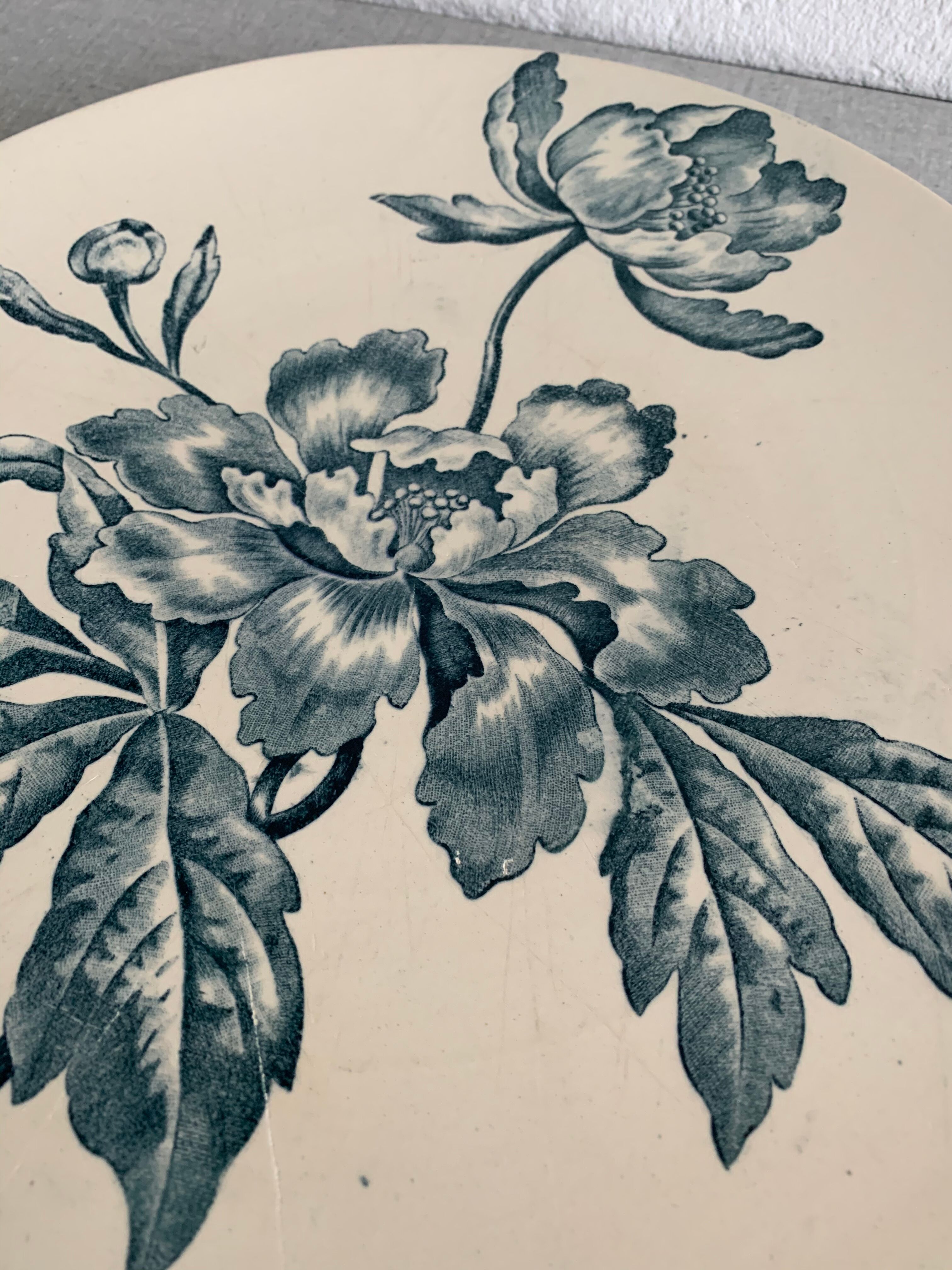 Longchamp peony style iron earth dish