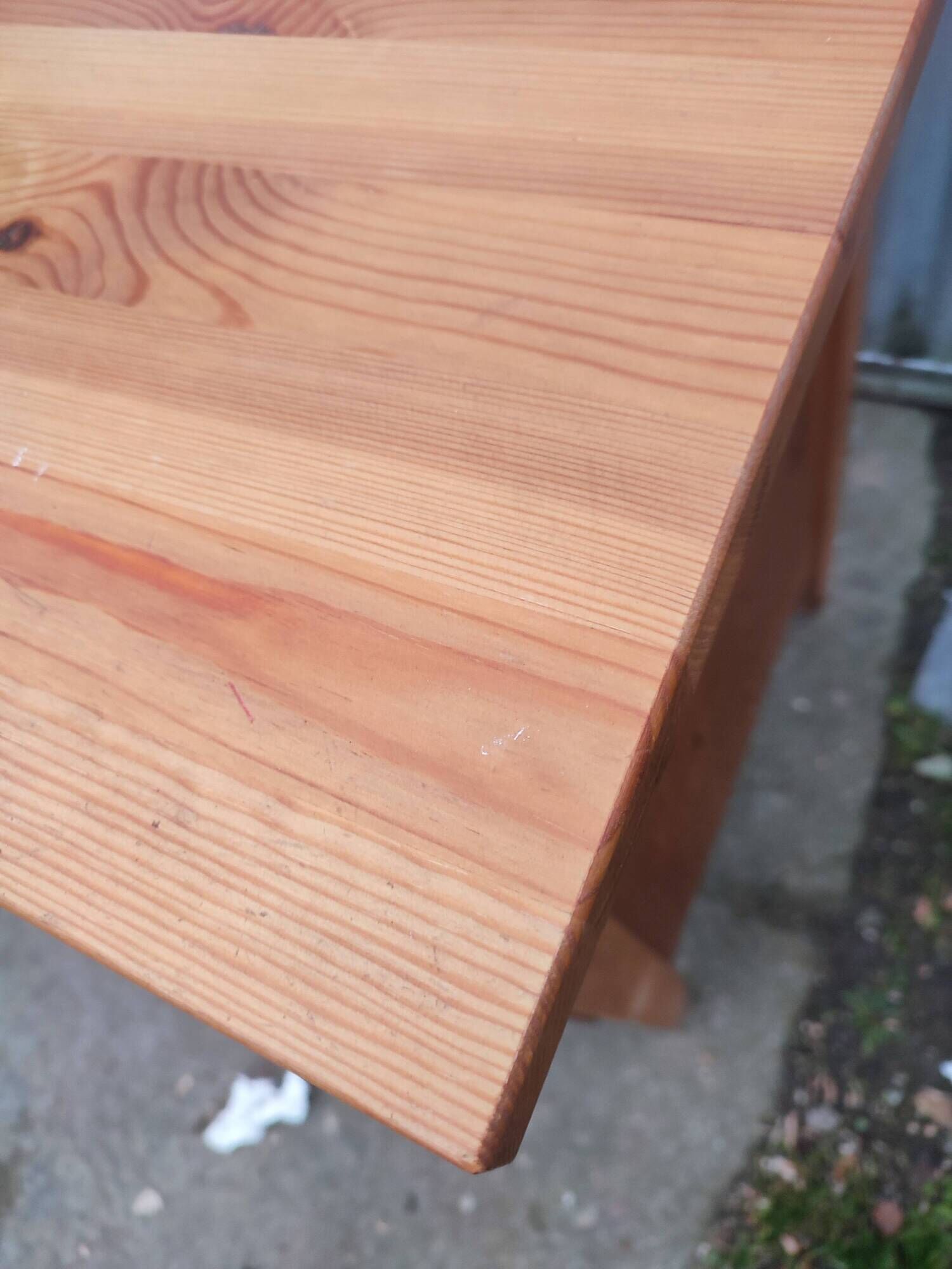 Old chest of drawers 3 drawers in vintage pine wood
