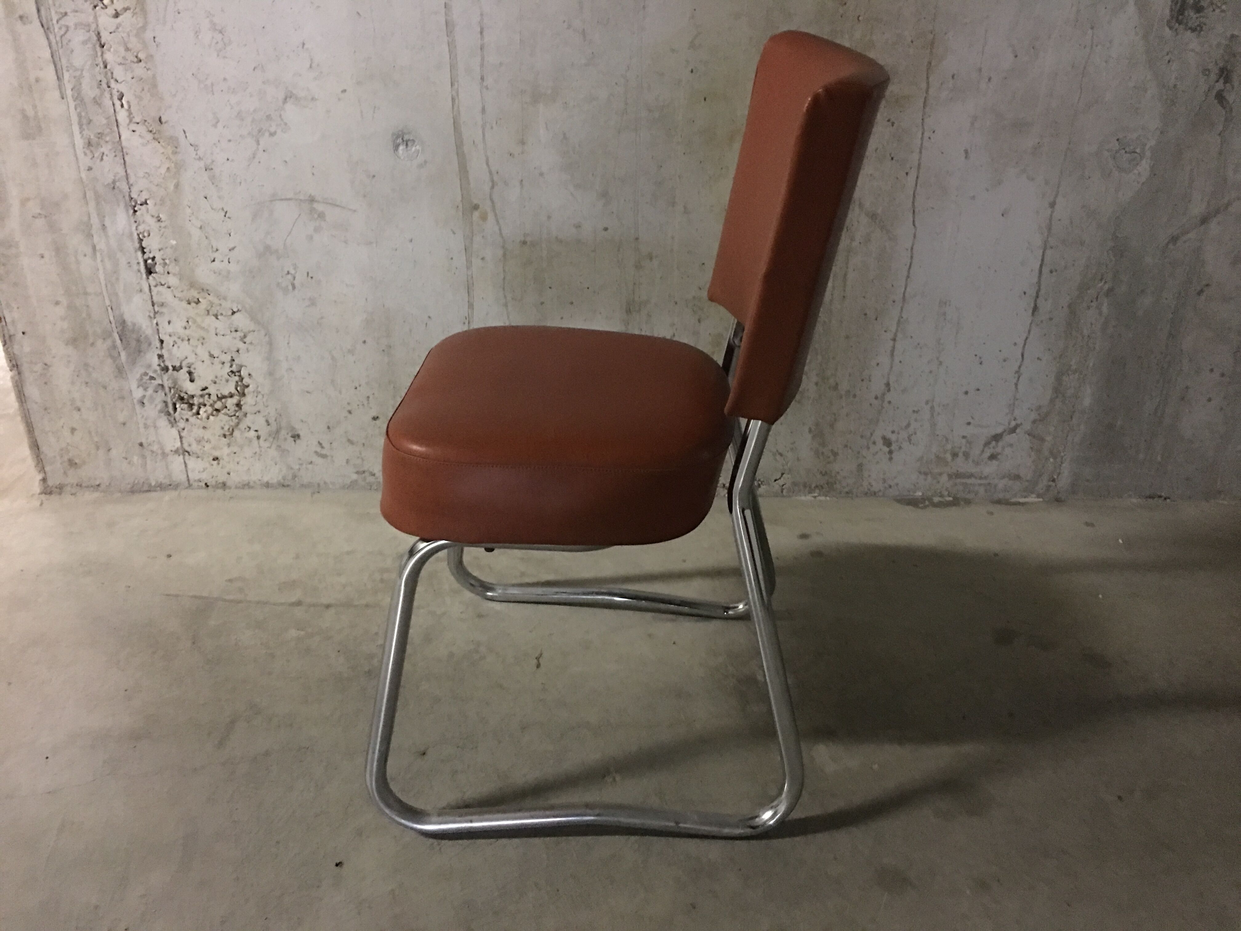 Chaise Ronéo