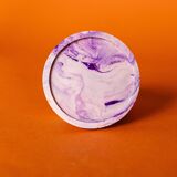1 glass holder or decorative object