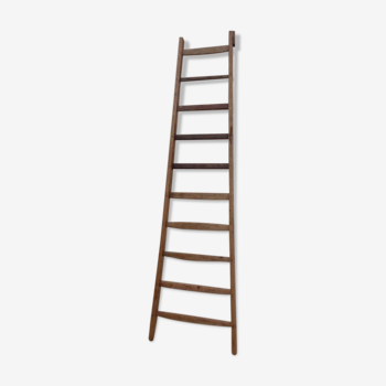 Old ladder with 10 bars