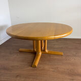 Scandinavian round coffee table in elm – Dyrlund, Denmark