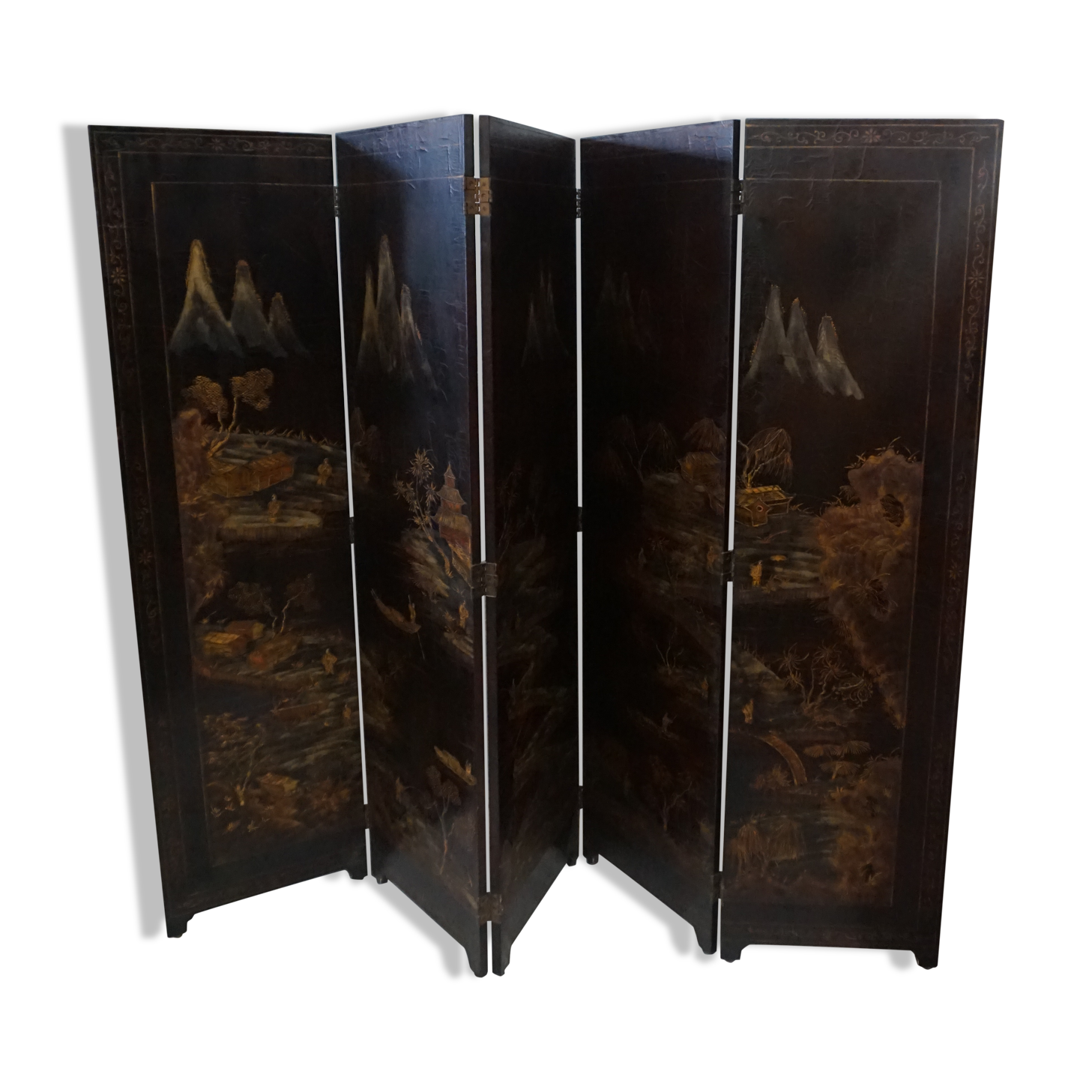 Pair of screens in Chinese lacquer