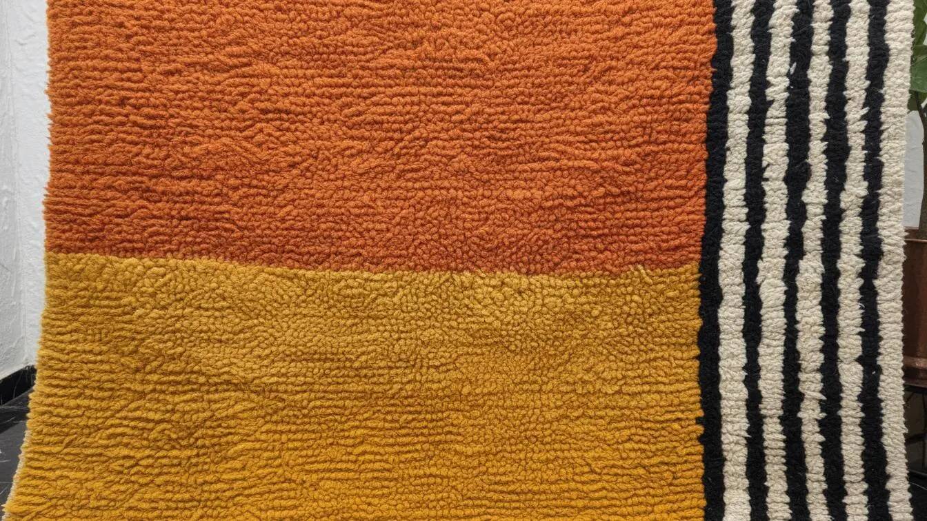 Handmade traditional carpet 250cm x 150cm Moroccan