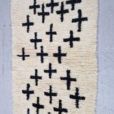 Handmade traditional wool rug, size 145 x 255 cm