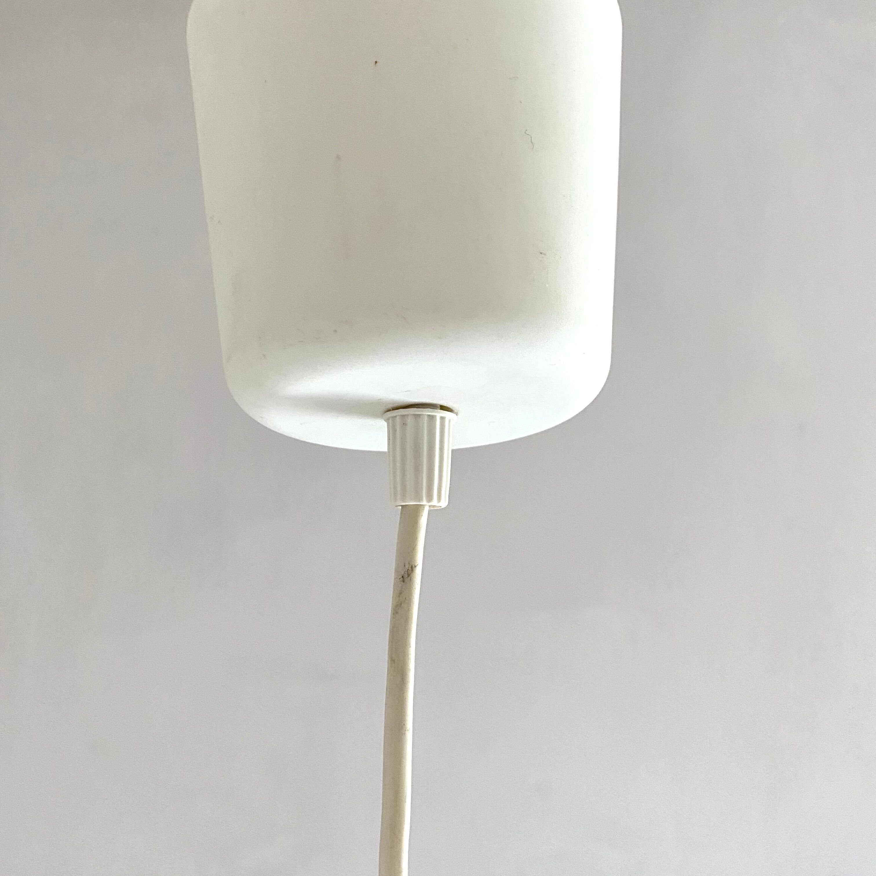 Vintage opaline globe suspension