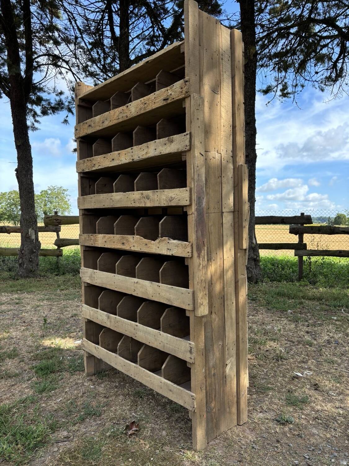 Trade furniture with locker