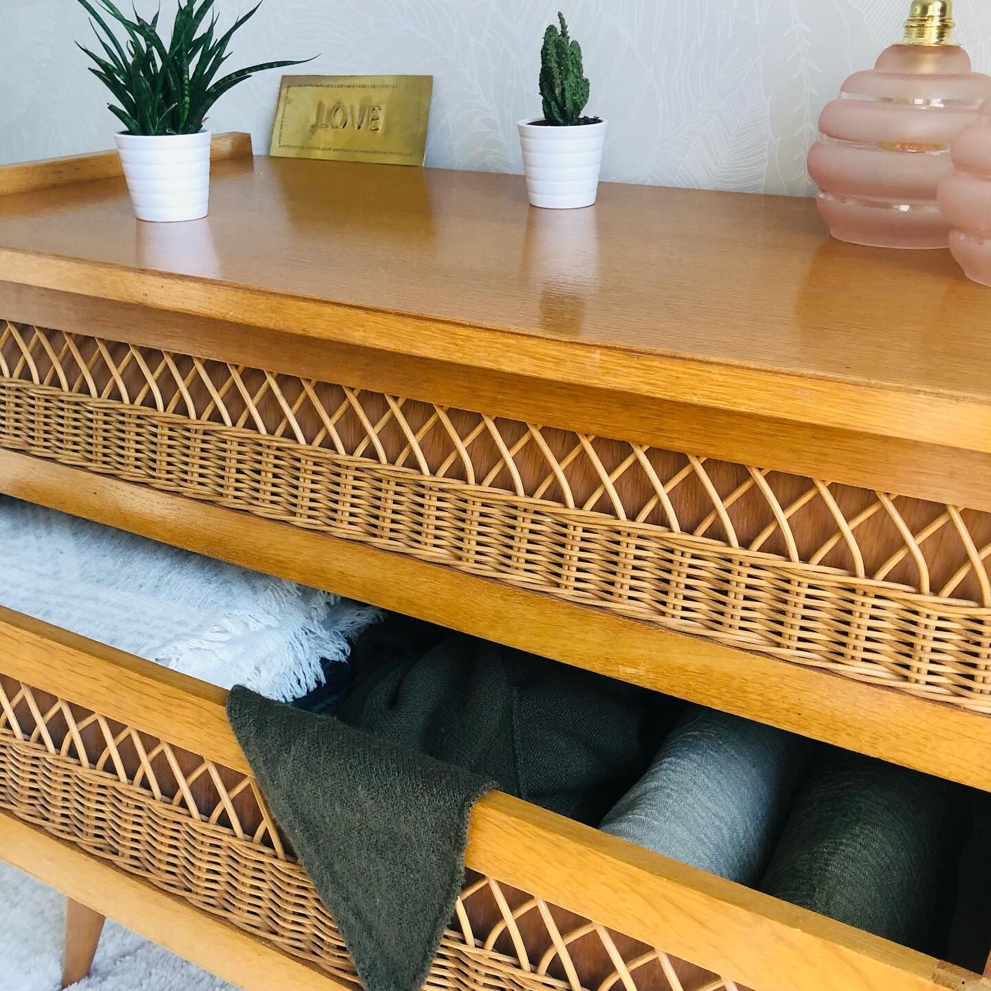 Wooden and rattan chest of drawers