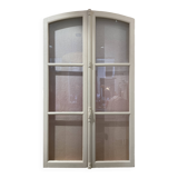 Arched window