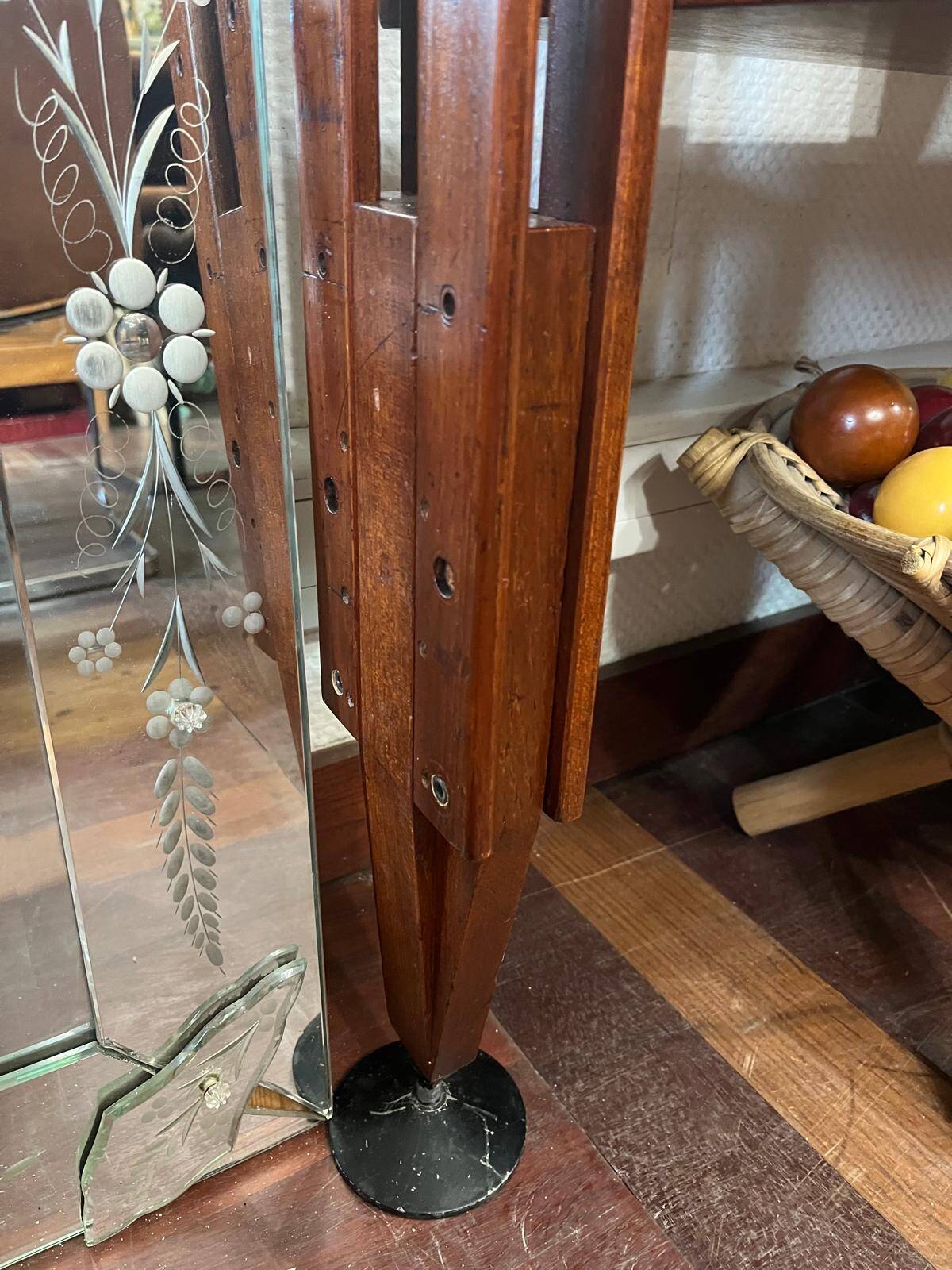 Library Lb7 by Franco Albini