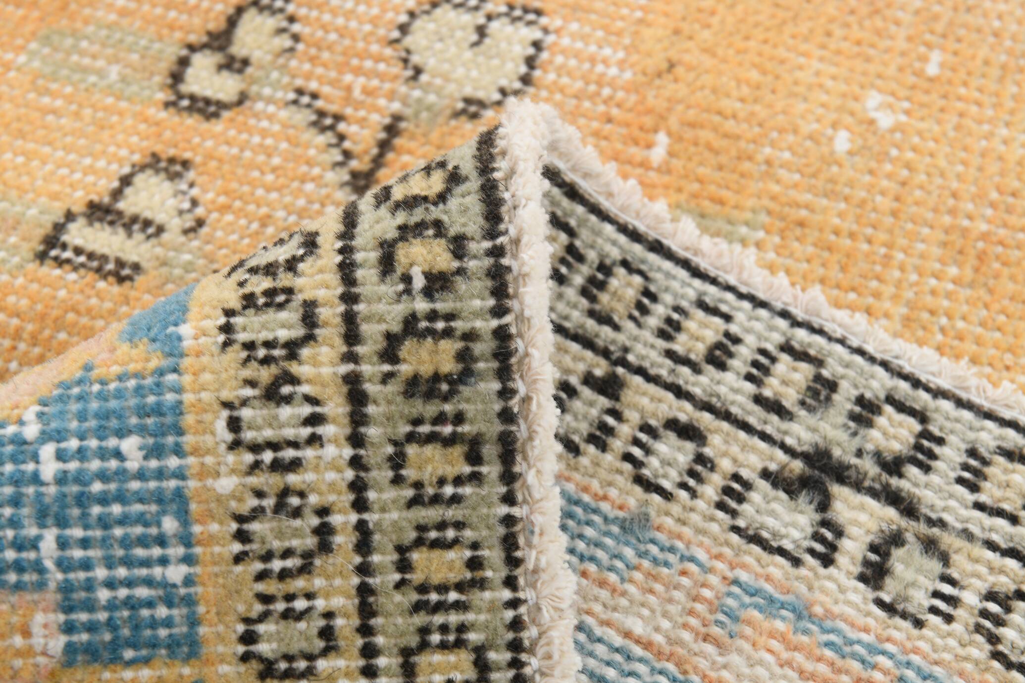 6x9 Shades Of Orange & Blue Vintage Rug, 186x289Cm