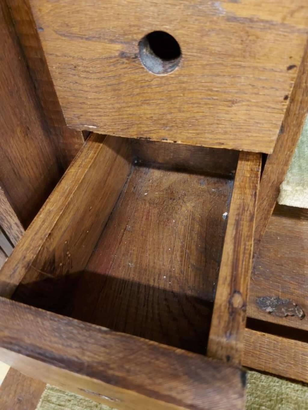 Vintage wall system: spanish brutalist style