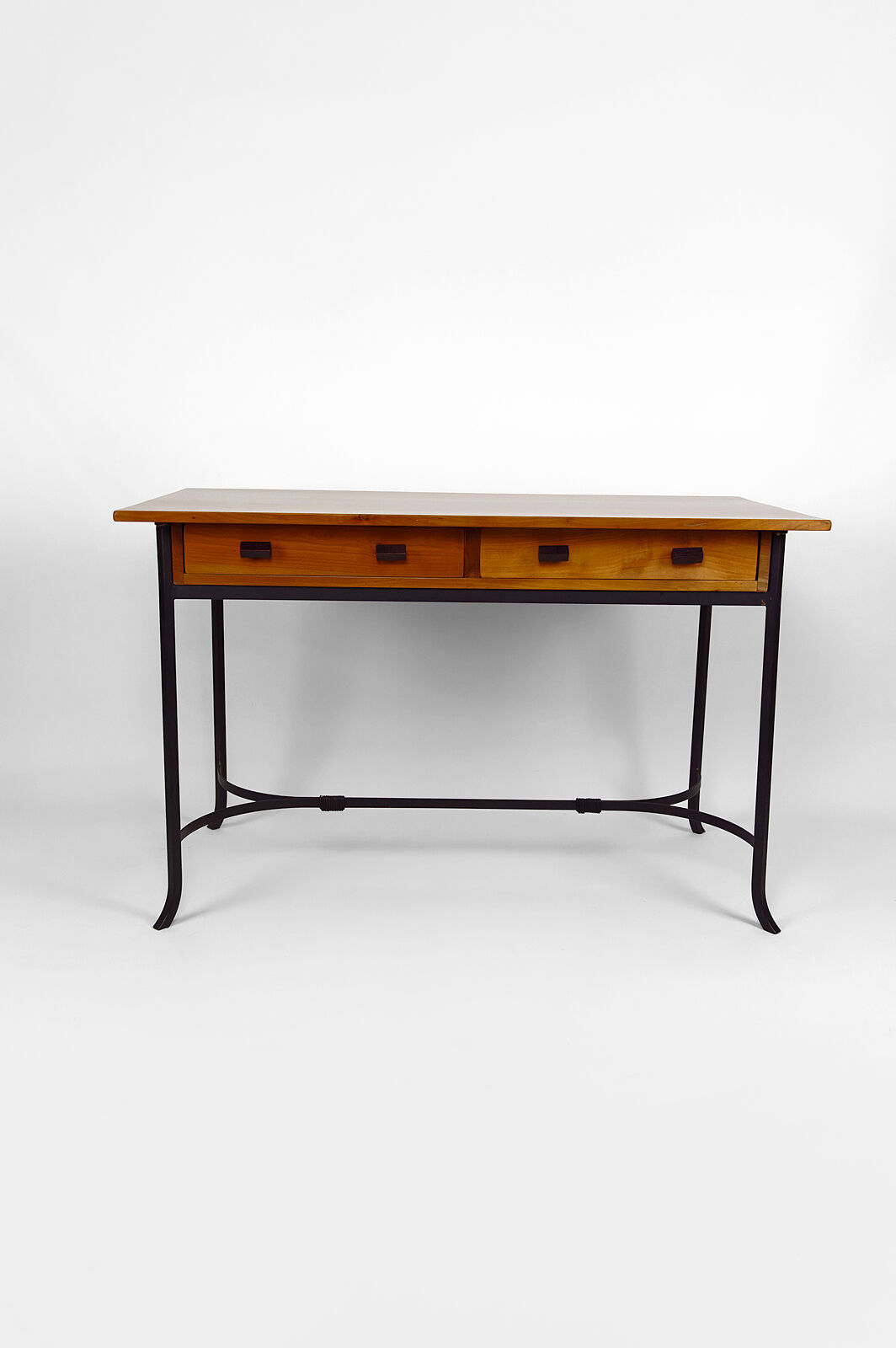 Bureau moderniste en merisier et fer forgé, circa 1980