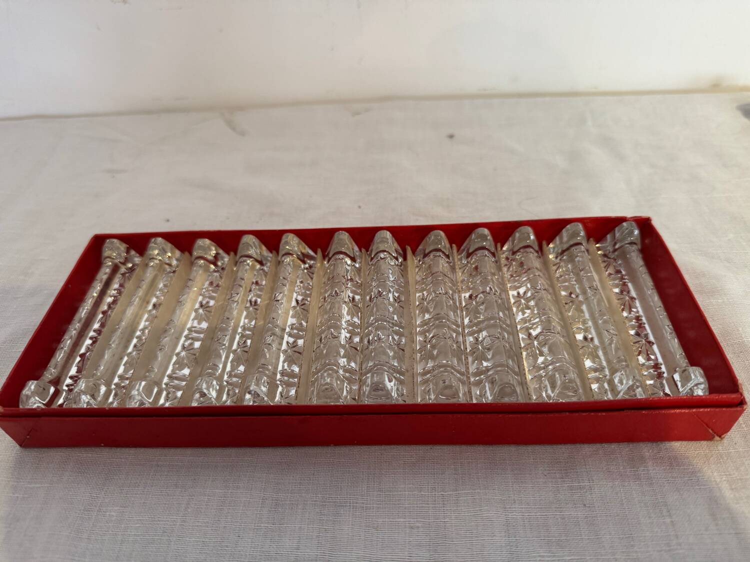 Crystal knife holder