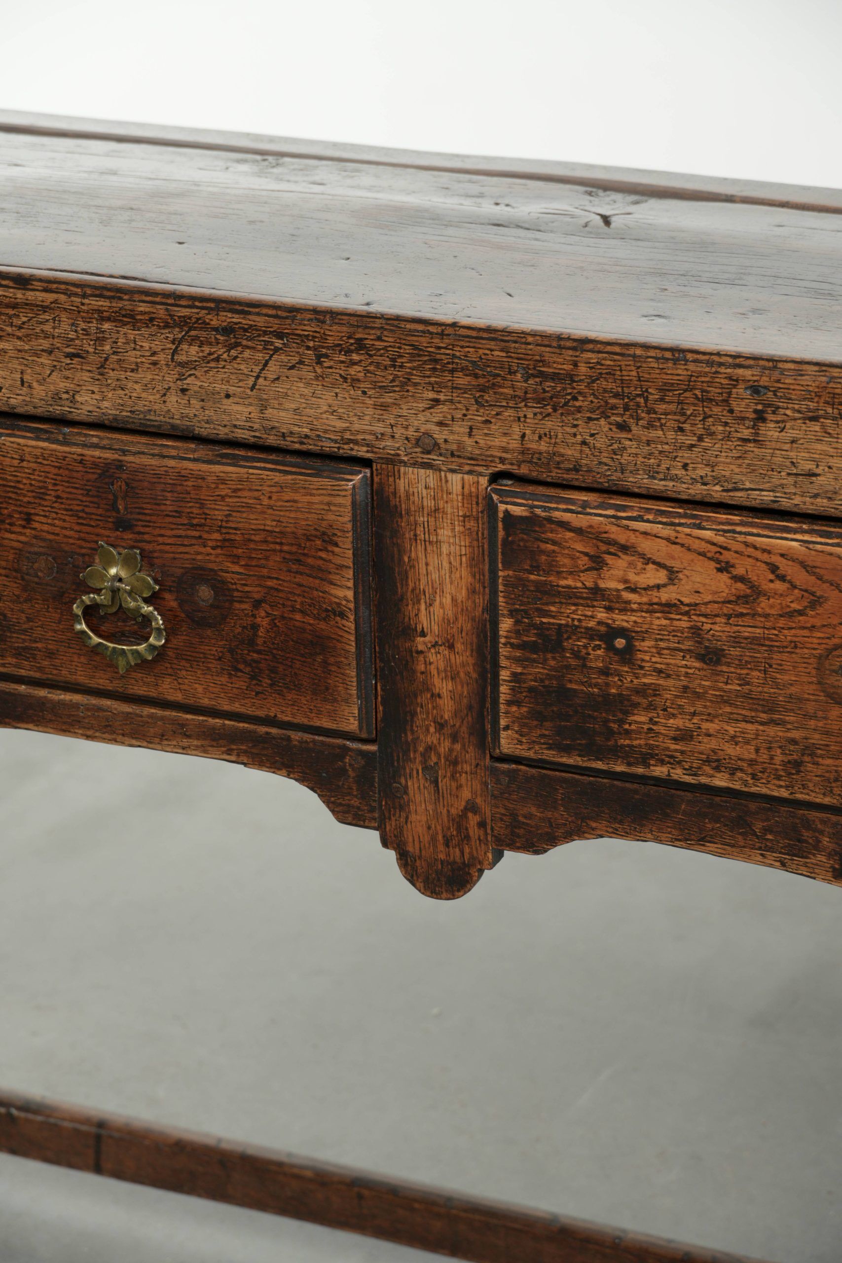 Antique English oak sideboard from the late 17th/early 18th century