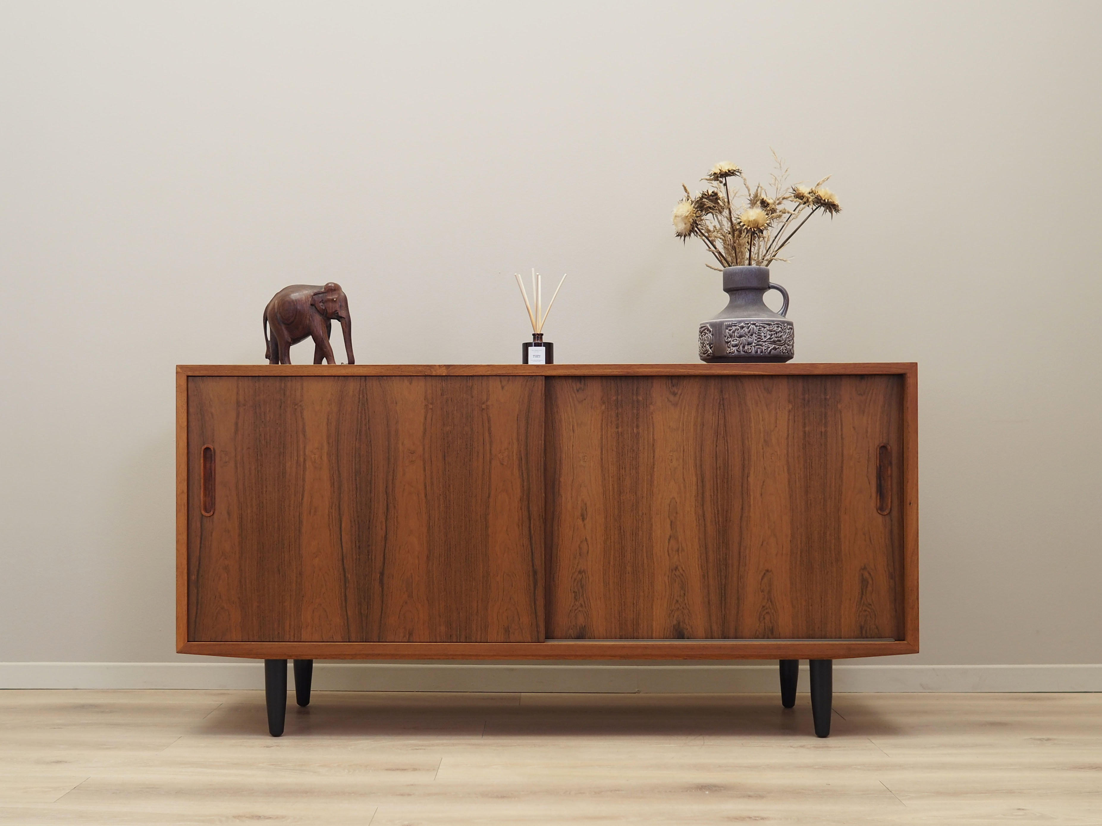 Rosewood cabinet, Danish design, 1970s, manufacture: Hundevad
