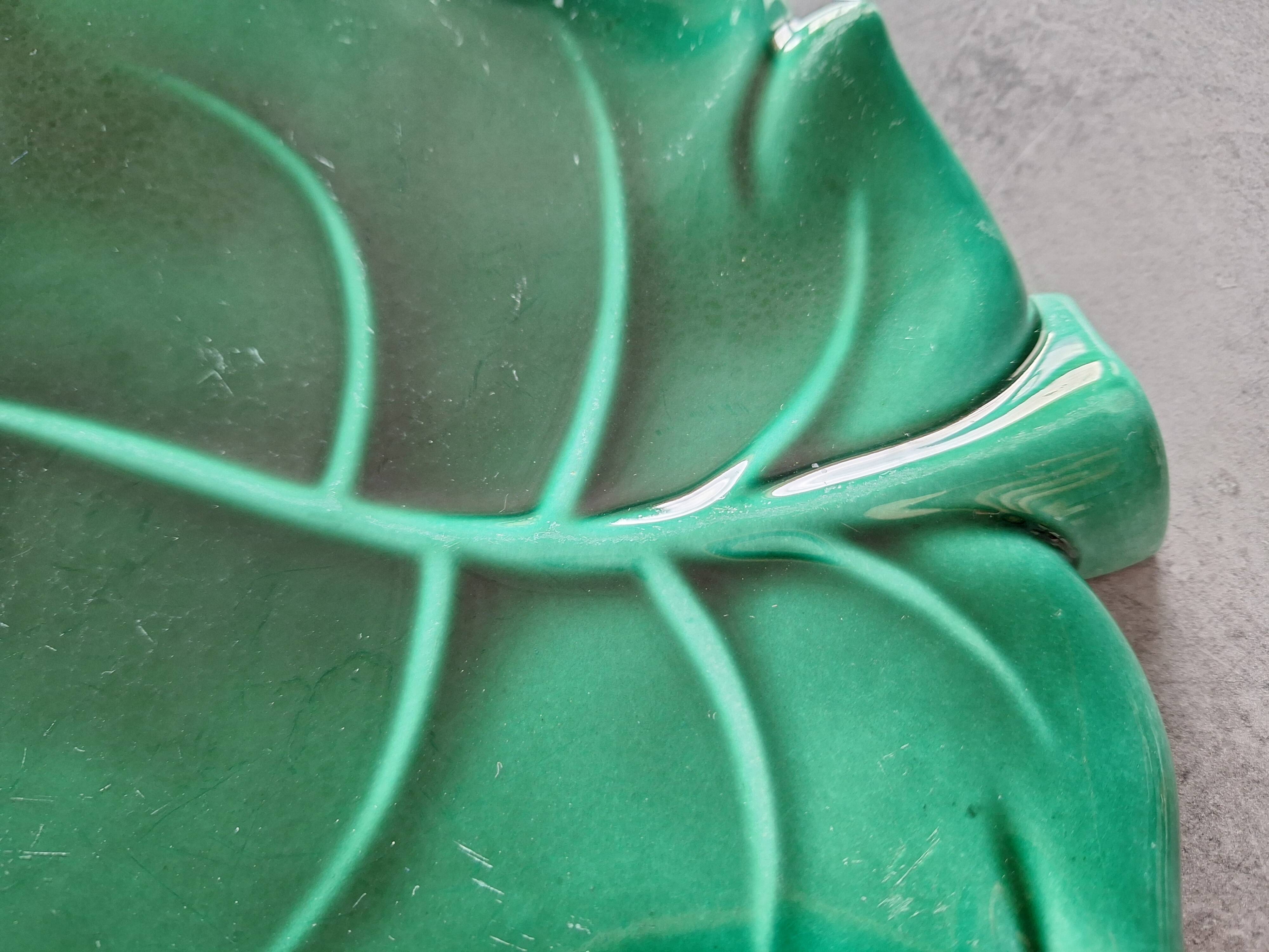 Dessous de plat céramique modèle feuille Gien année 60