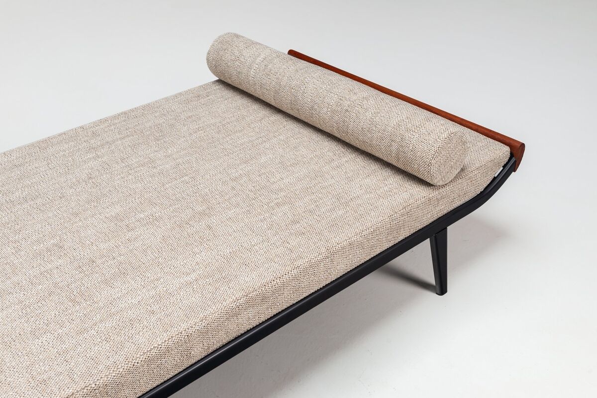 Dick Cordemeijer Cleopatra daybed for Auping in melange fabric The Netherlands 1954