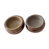 Deux beurriers en grès