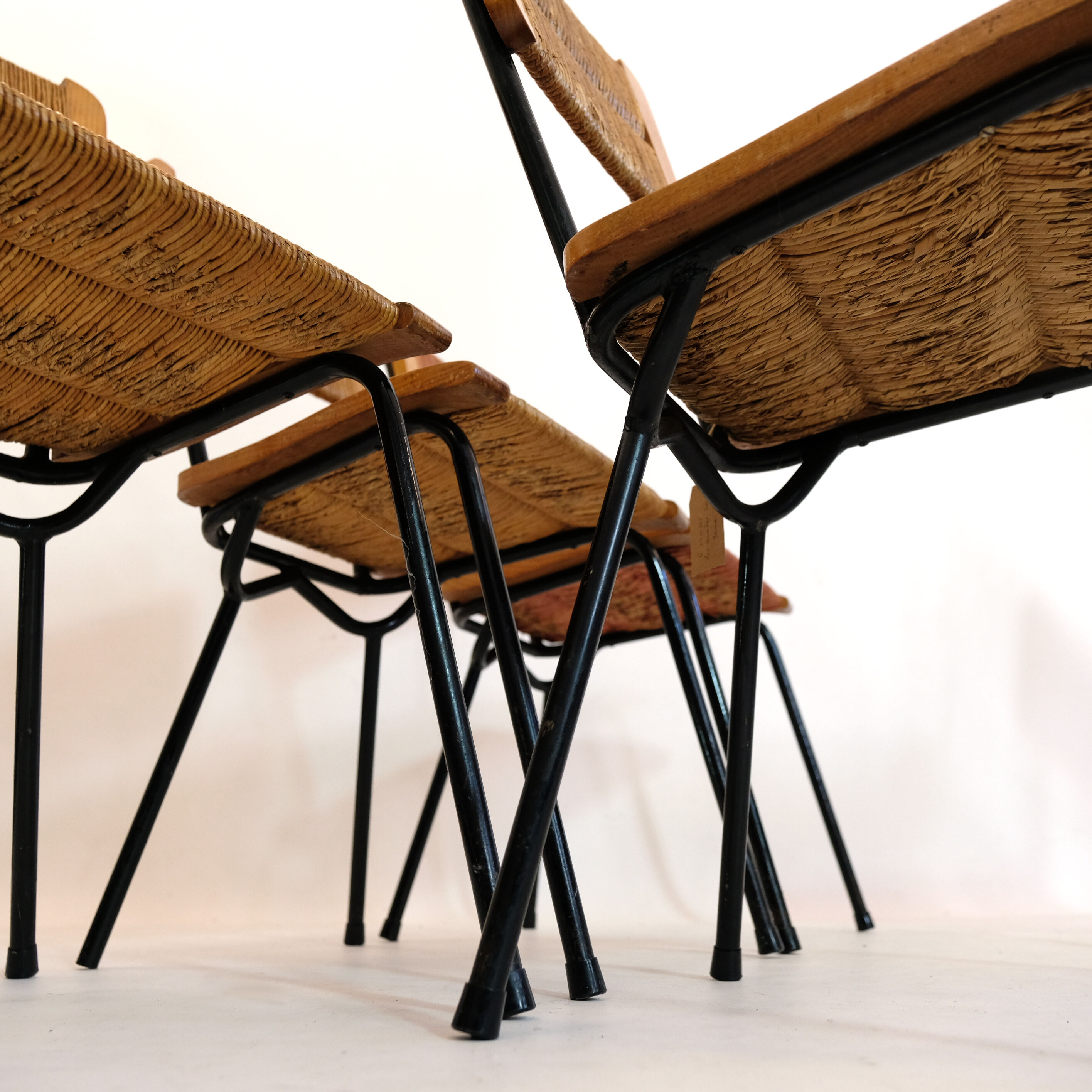 Suite of 6 chairs, wood straw and metal from the 50s