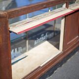 Store window counter, art deco showcase counter, collection showcase, interior decoration