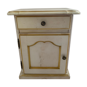 Table de chevet