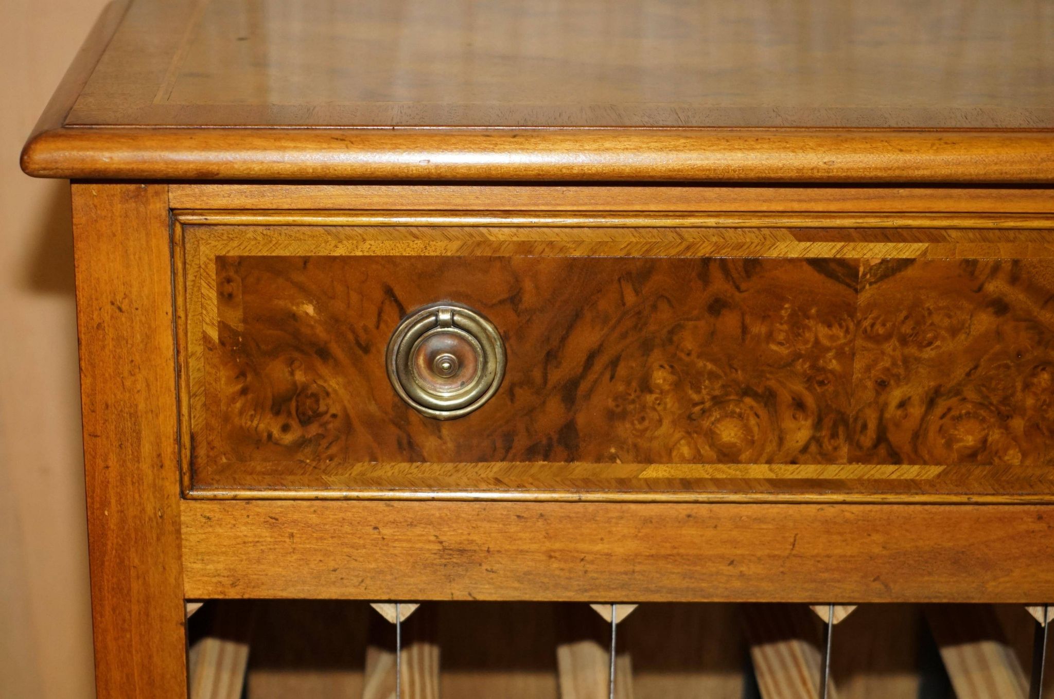 Flamed walnut sideboard for 36 bottles with drawer