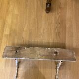 Wall coat door patère