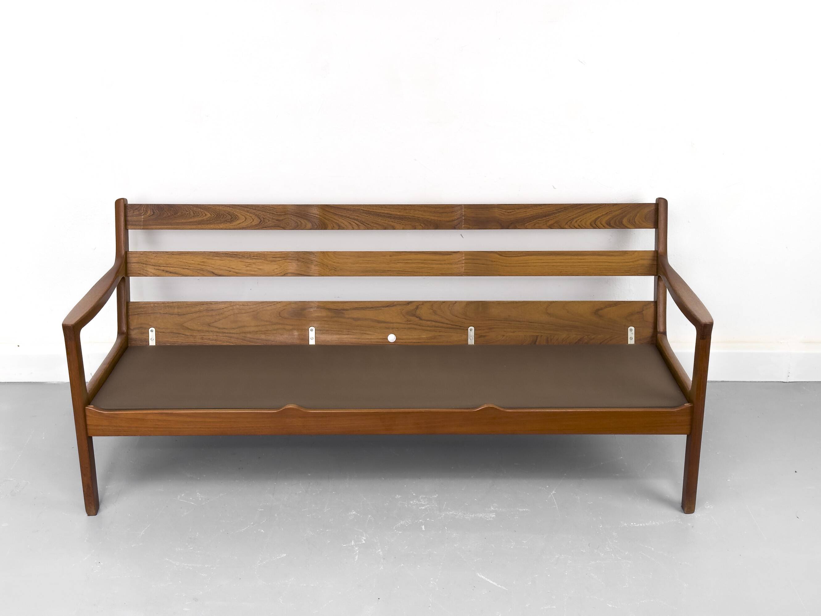 3-Seater Senator Sofa in Leather and Teak by Ole Wanscher for Cado, 1977