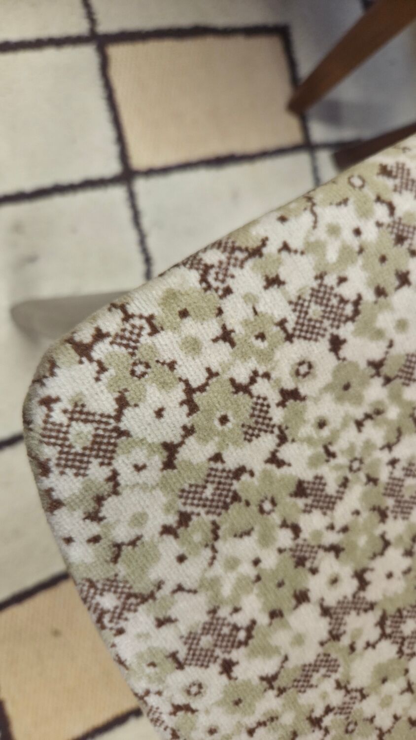 Set of 4 vintage Scandinavian teak chairs from the 1960s.