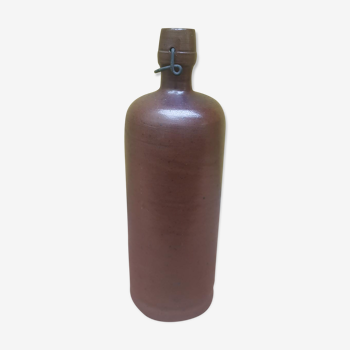 Ancienne bouteille en grès marron début 20e siècle