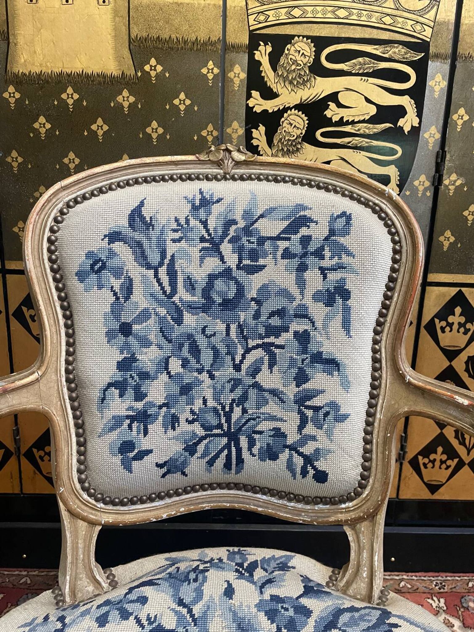 Suite of 4 Louis XV style convertible armchairs