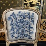 Suite of 4 Louis XV style convertible armchairs