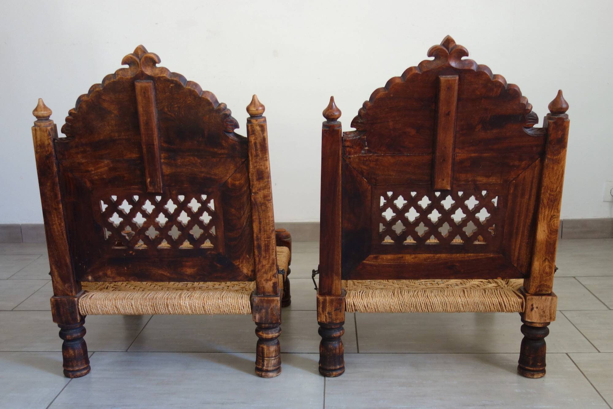 2 chaises traditionnelles Pida, Inde, années 50/60