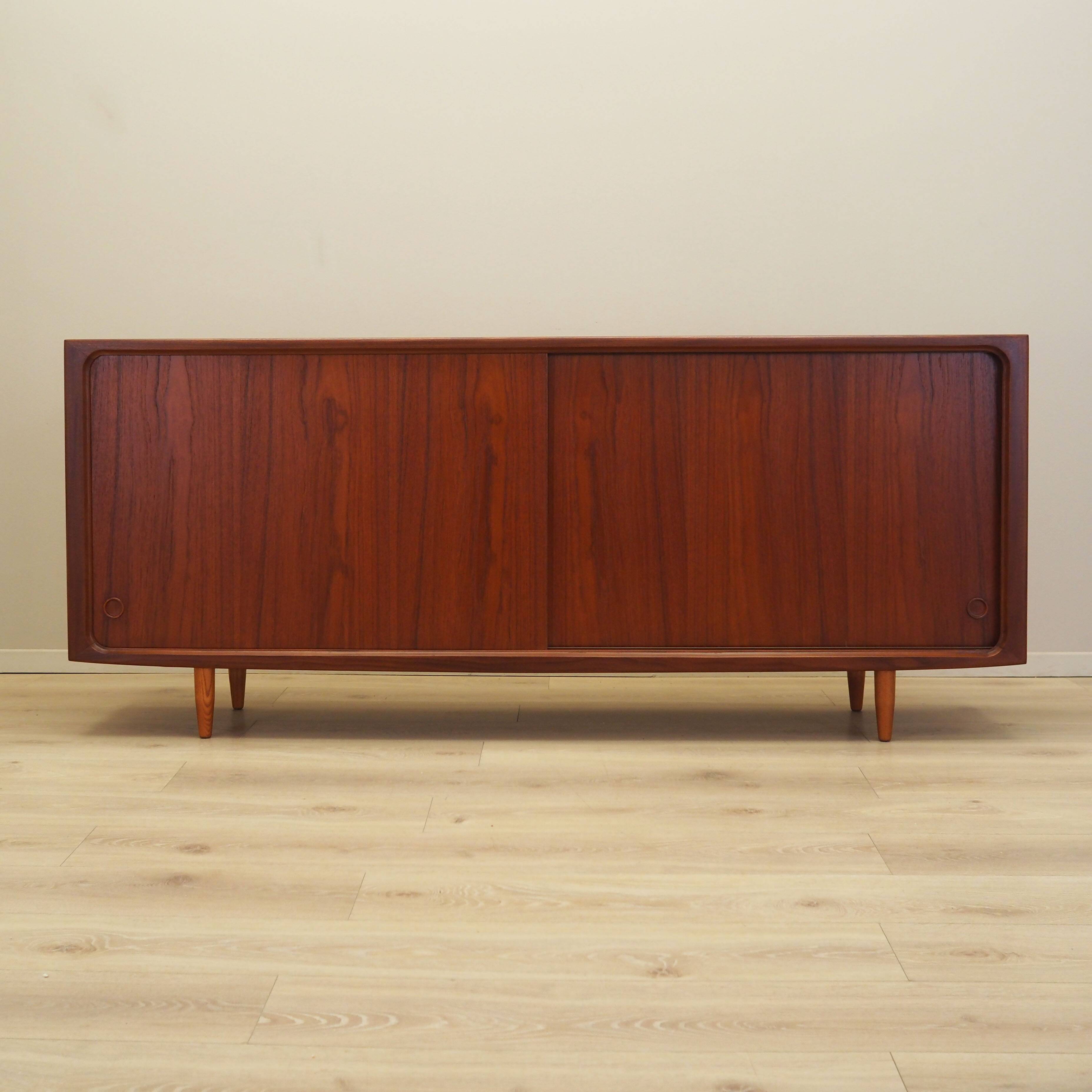 Buffet danois en teck, années 1970