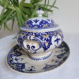 Cluny sauce boat from Sarreguemines