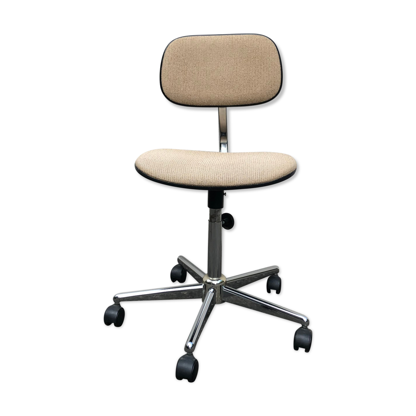 Desk chair