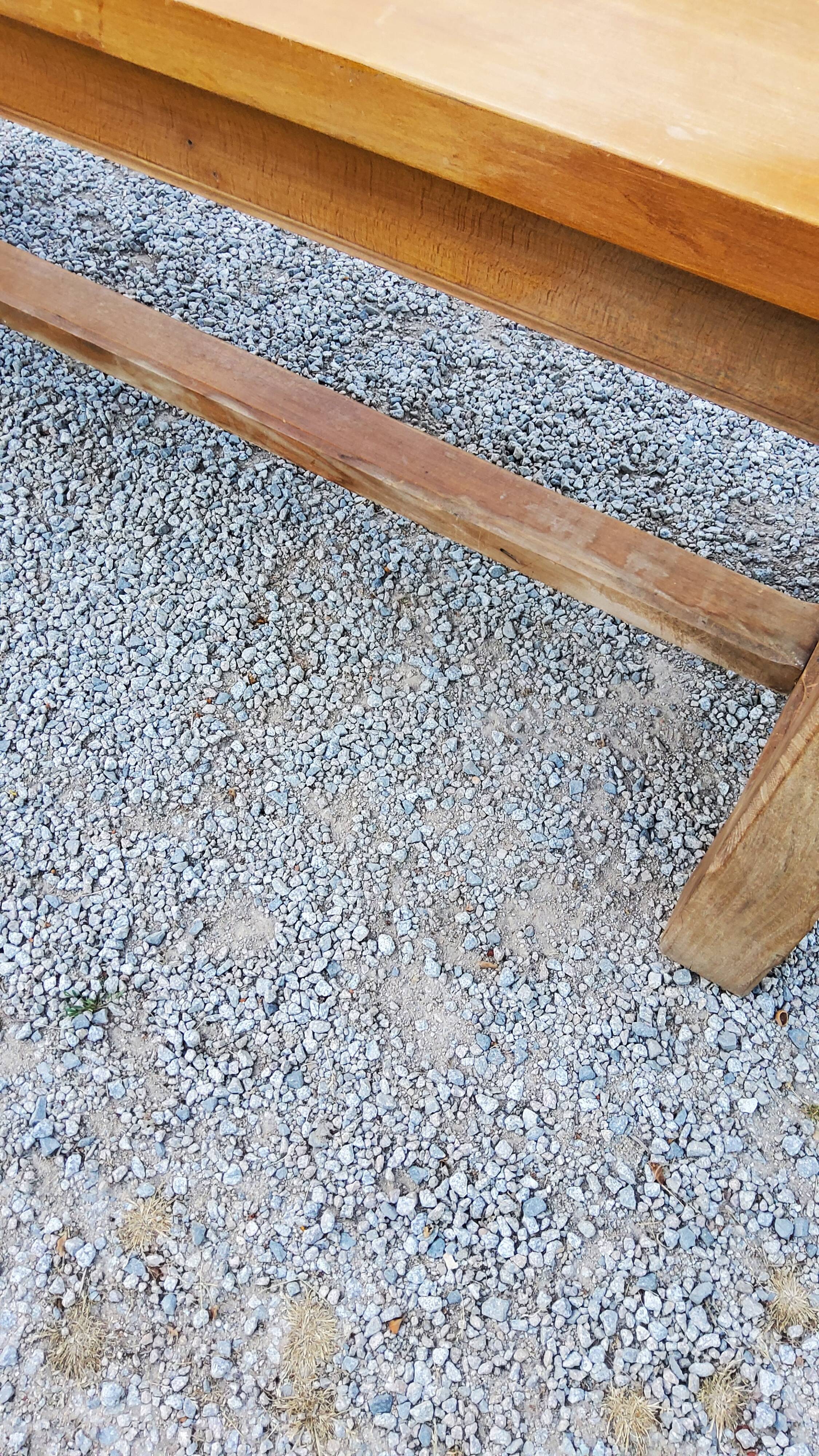 Table de ferme en hêtre et chêne 1 tiroir en ceinture 200cm