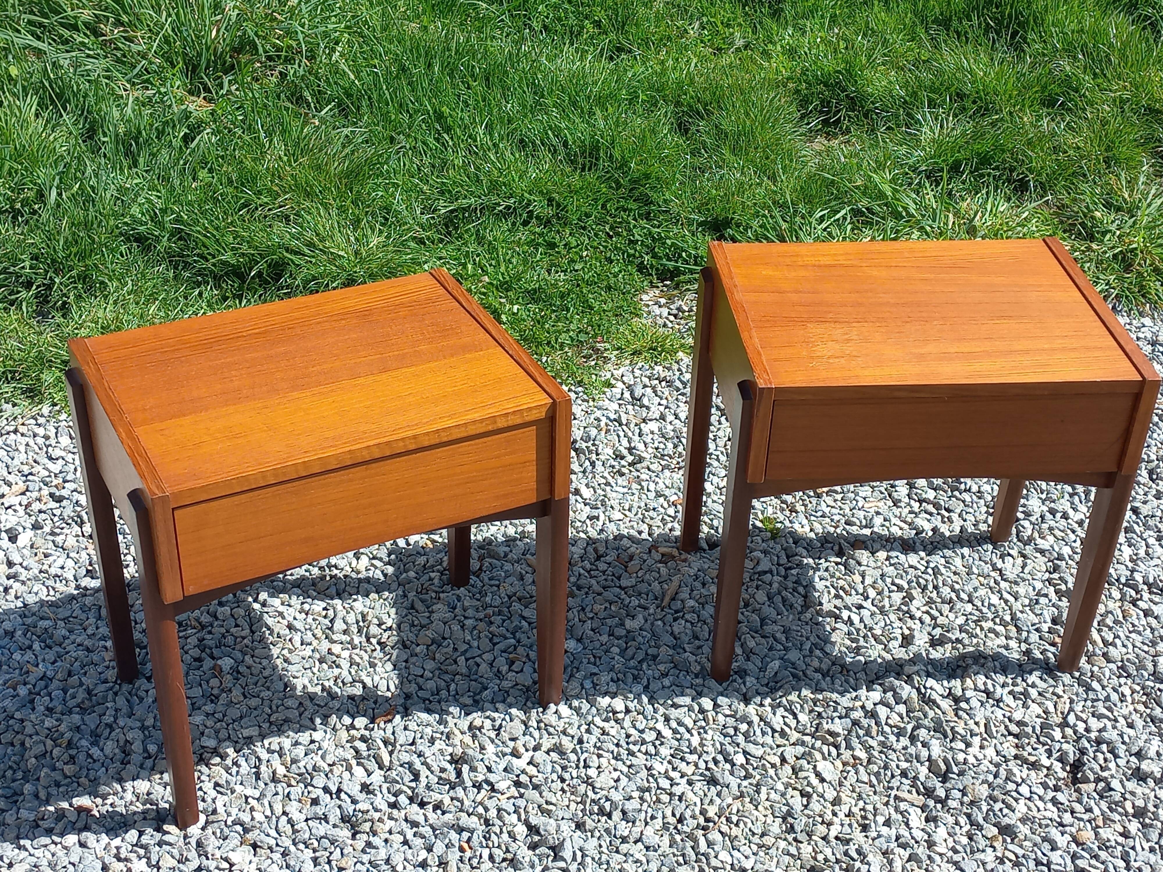 Pair of Scandinavian-style teak bedside tables from the 1970s.