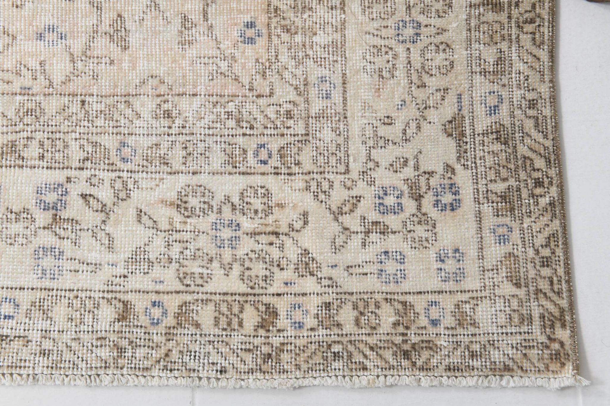 7x10 Vintage Beige Floral Vintage Persian Area Rug, 204x313 Cm