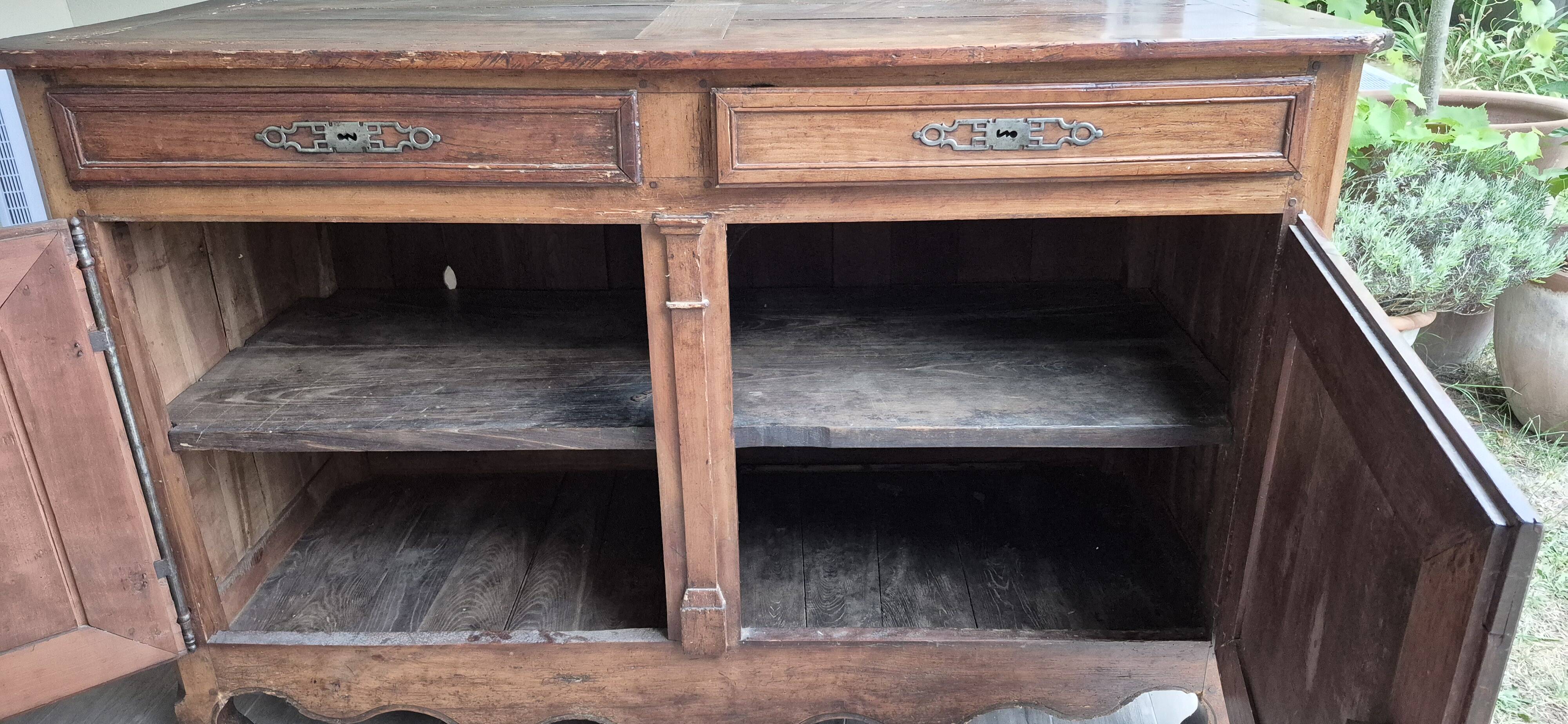Massive buffet from the 19th century
