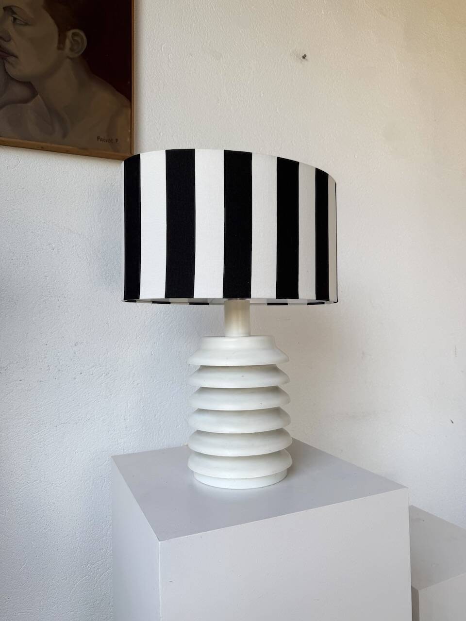 White lacquered metal table lamp from the 60s
