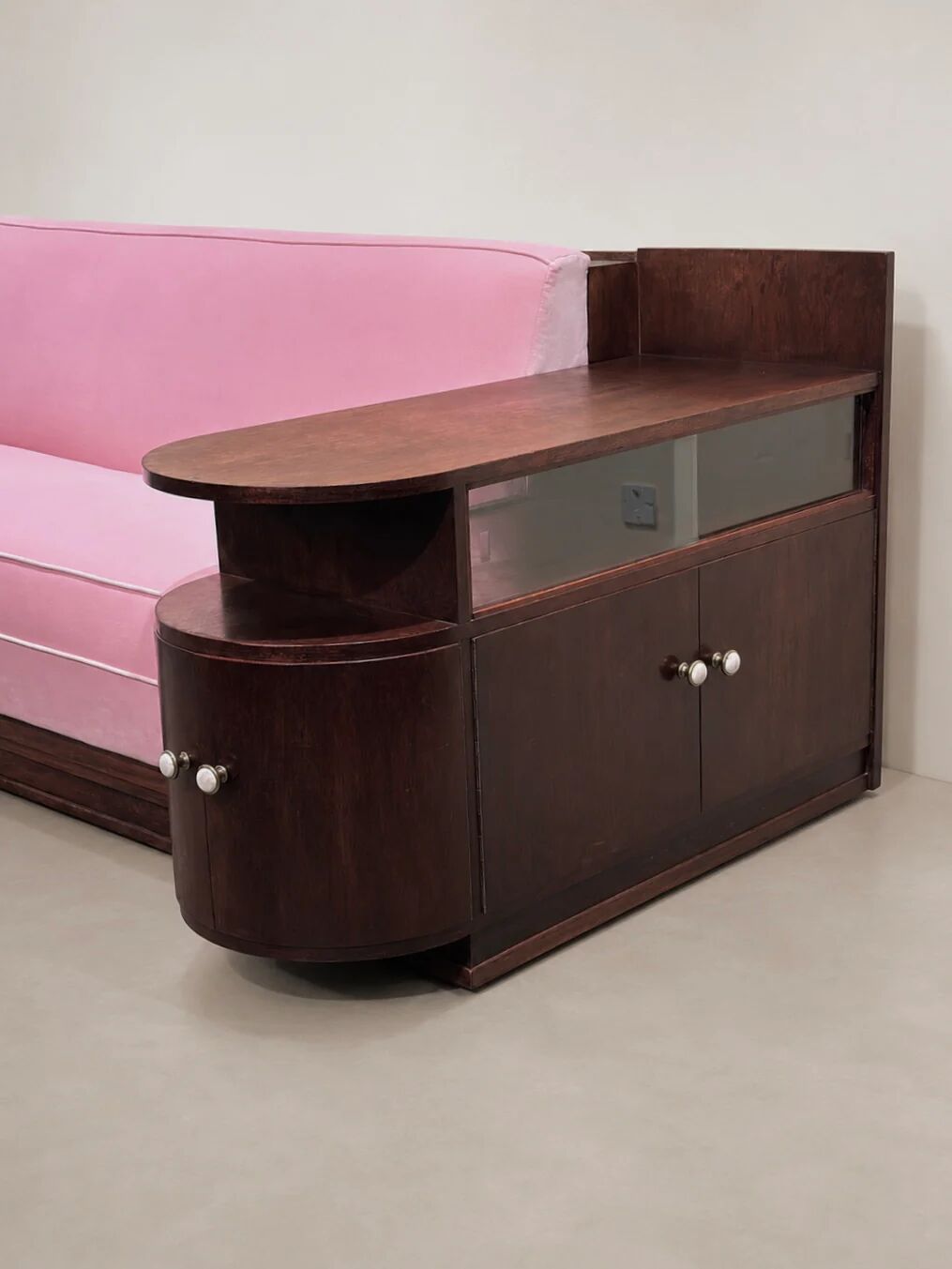 Art Deco sofa in blush pink velvet, 1930s
