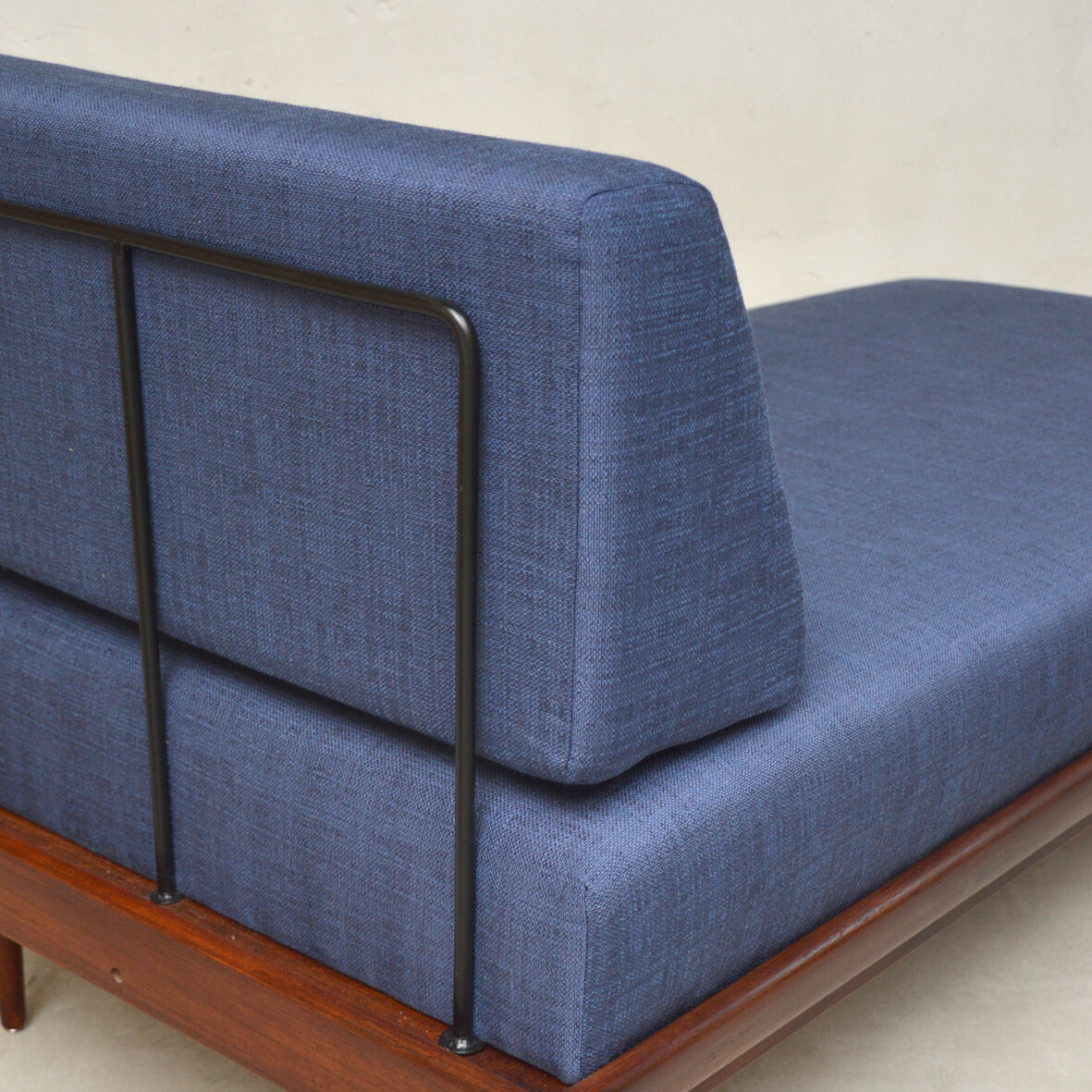 Restored daybed by Wilhelm Knoll 1950