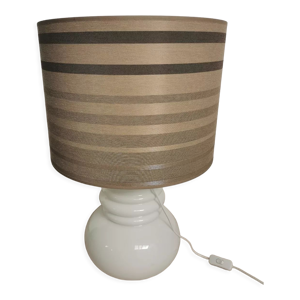Lampe blanche, Design