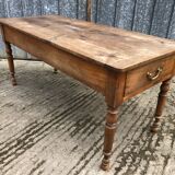 Antique cherry farmhouse table with 2 drawers and 1 pull-out